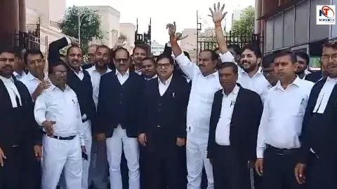 UP Advocates News: सरकारी वकीलों को बड़ी राहत, यूपी सरकार ने मानदेय बढ़ाने पर लगाई मुहर UP Advocates News: सरकारी वकीलों को बड़ी राहत, यूपी सरकार ने मानदेय बढ़ाने पर लगाई मुहर