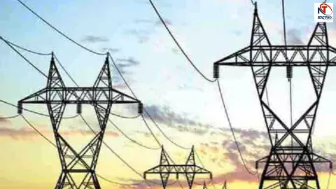 Etah News: एटा में बिजली व्यवस्था पर मंत्री का सख्त एक्शन, लापरवाही पर नहीं होगी कोई ढील