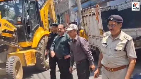 Saharanpur News: जाम से राहत के लिए नगर निगम का बुलडोजर एक्शन, अवैध कब्जों पर चला डंडा