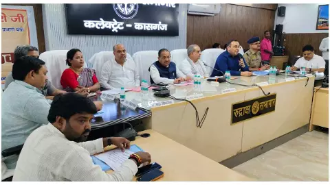 days public awareness campaign in Kasganj, Minister reviews