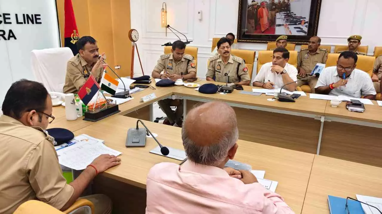 Sonbhadra News: पुलिस भर्ती परीक्षा पर कड़ा पहरा, नकल माफियाओं को चेतावनी; तीन दिन तक हाई अलर्ट