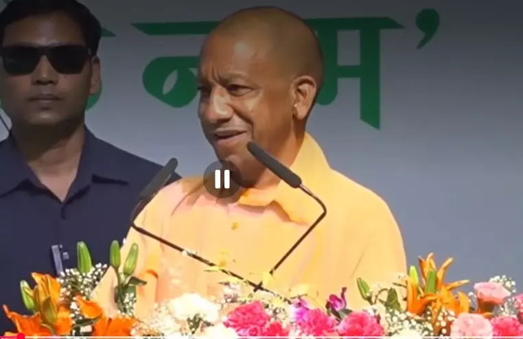 yogi adityanath in lucknow