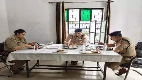 Kaushambi News