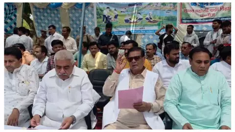 Minister in charge Rakesh Sachan arrives in Kannauj on World Environment Day