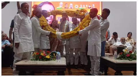 Cabinet Minister Manoj Pandeys grand welcome
