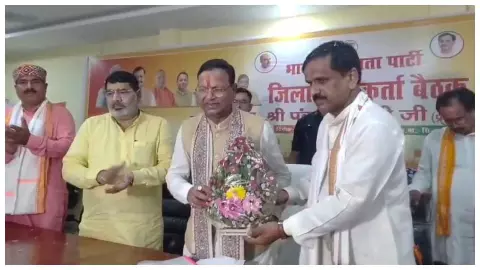 Pankaj Choudharys grand welcome in Siddharthanagar, the governments claim in 2027