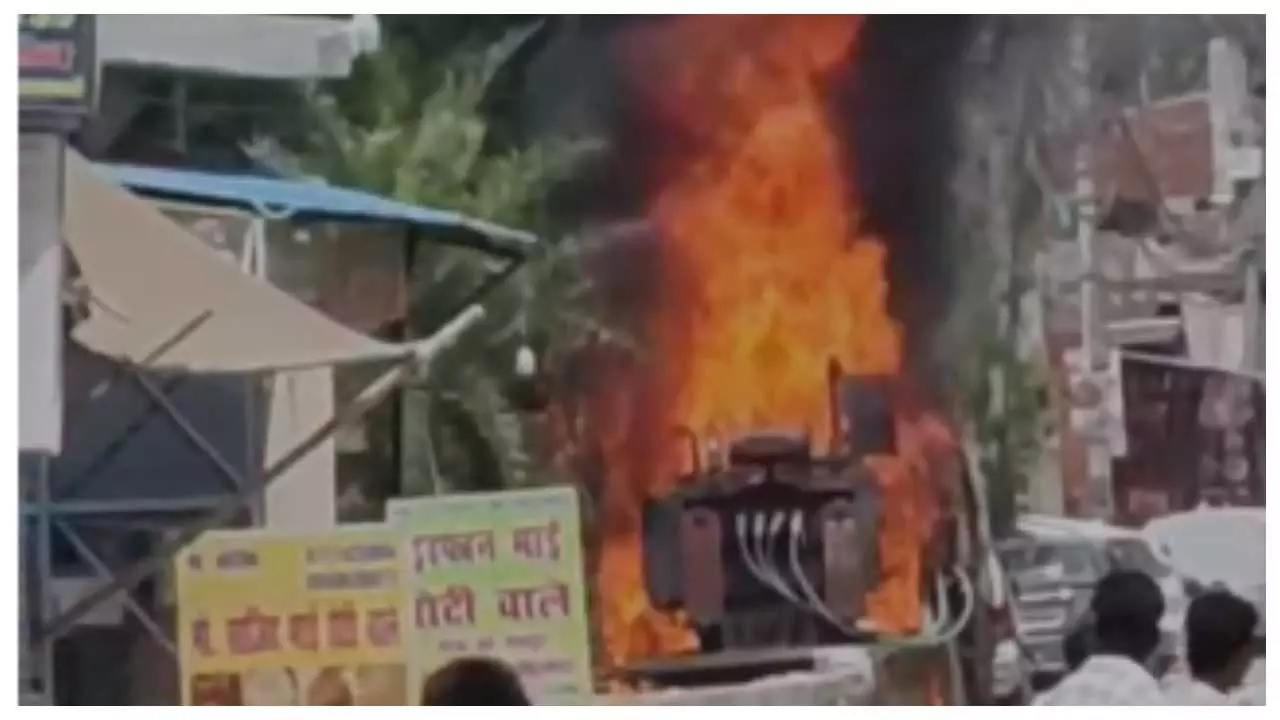 Severe fire in transformer, electricity gull overloading in several neighborhoods Severe fire in transformer, electricity gull overloading in several neighborhoods