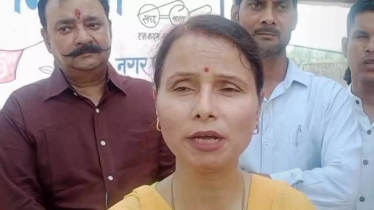 Hardoi News: संडीला को जाम से मिलेगी राहत, 18 किलोमीटर से अधिक लंबा रिंग रोड बनने की तैयारी Hardoi News: संडीला को जाम से मिलेगी राहत, 18 किलोमीटर से अधिक लंबा रिंग रोड बनने की तैयारी