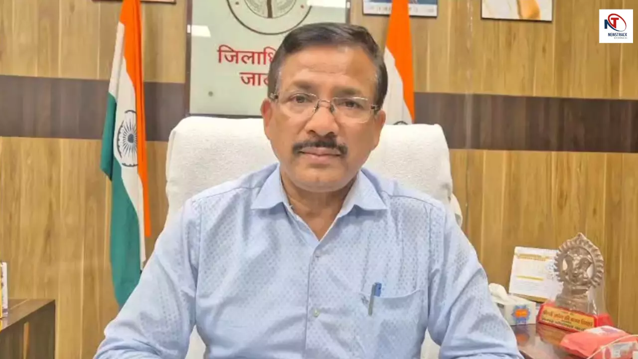 Jalaun News: जालौन आरक्षी भर्ती परीक्षा सोमवार को 9 केंद्रों पर कड़ी सुरक्षा के बीच होगी परीक्षा Jalaun News: जालौन आरक्षी भर्ती परीक्षा सोमवार को 9 केंद्रों पर कड़ी सुरक्षा के बीच होगी परीक्षा