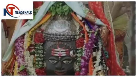 Ujjain News: त्रिपुंड, चन्द्रमा और त्रिनेत्र से सजे बाबा महाकाल, भस्म आरती में उमड़ा जनसैलाब