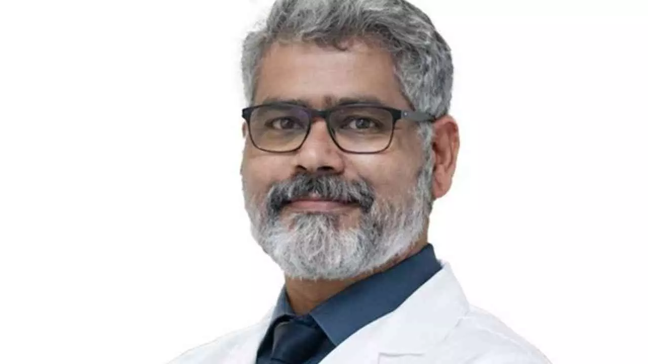 बढ़ती उम्र में घुटनों का दर्द नहीं है मामूली समस्या, इन संकेतों को नजरअंदाज करना पड़ सकता है भारी बढ़ती उम्र में घुटनों का दर्द नहीं है मामूली समस्या, इन संकेतों को नजरअंदाज करना पड़ सकता है भारी