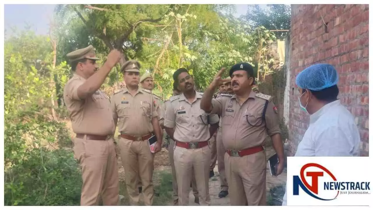 Etah News: दिव्यांग पत्नी को शौच कराने गए युवक की गोली मारकर हत्या, गांव में दहशत Etah News: दिव्यांग पत्नी को शौच कराने गए युवक की गोली मारकर हत्या, गांव में दहशत