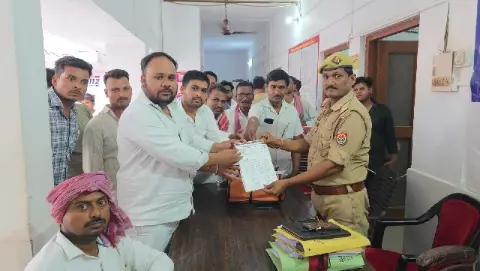 FIR in objectionable comments on Samajwadi Party chief Akhilesh yadav daughter