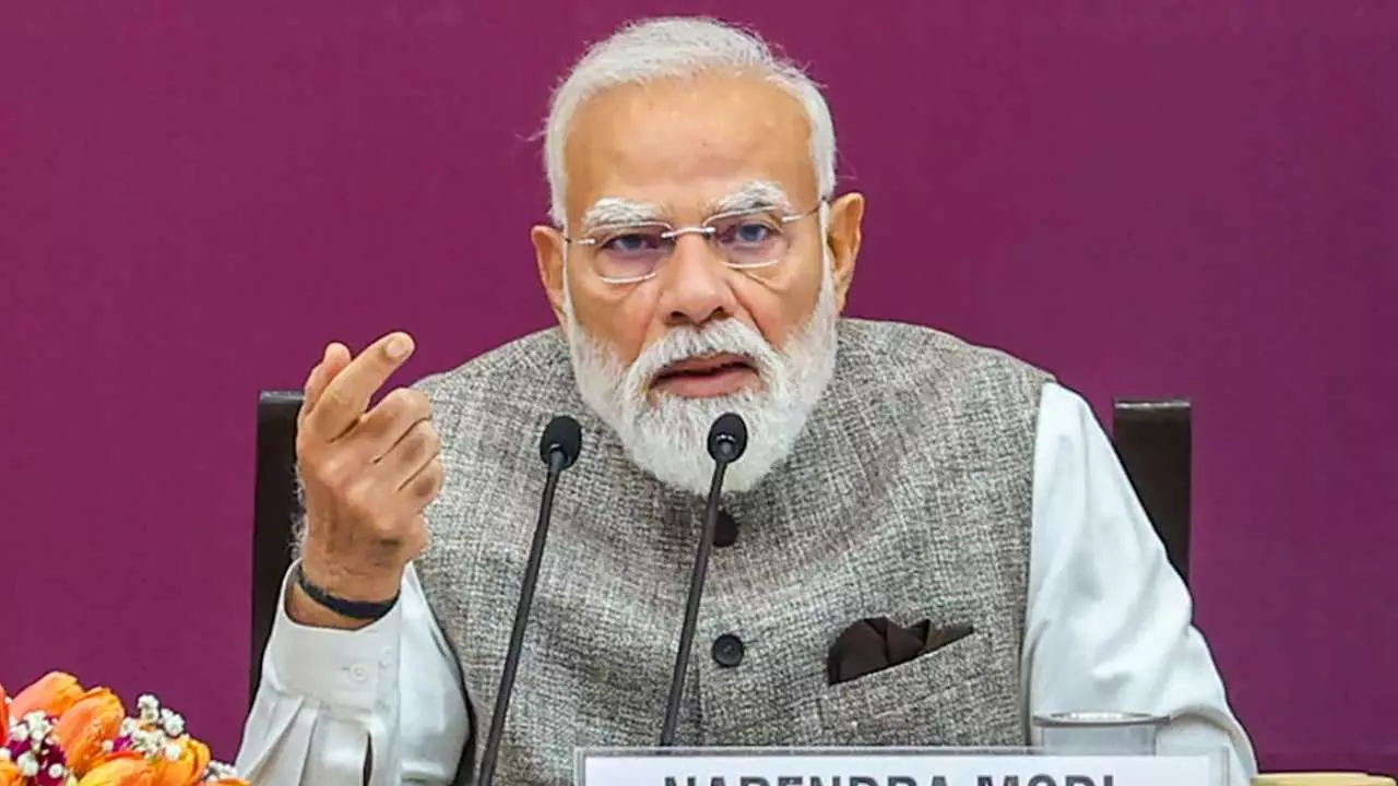 PM Modi Niti Aayog: विकसित भारत 2047 पर पीएम मोदी का जोर, राज्यों के साथ साझा किया विकास का ब्लूप्रिंट PM Modi Niti Aayog: विकसित भारत 2047 पर पीएम मोदी का जोर, राज्यों के साथ साझा किया विकास का ब्लूप्रिंट