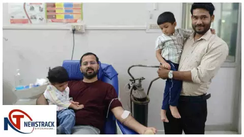 Chandauli News: बेटी के जन्मोत्सव पर पिता ने दूसरे की जान बचाने के लिए किया अनूठा कार्य