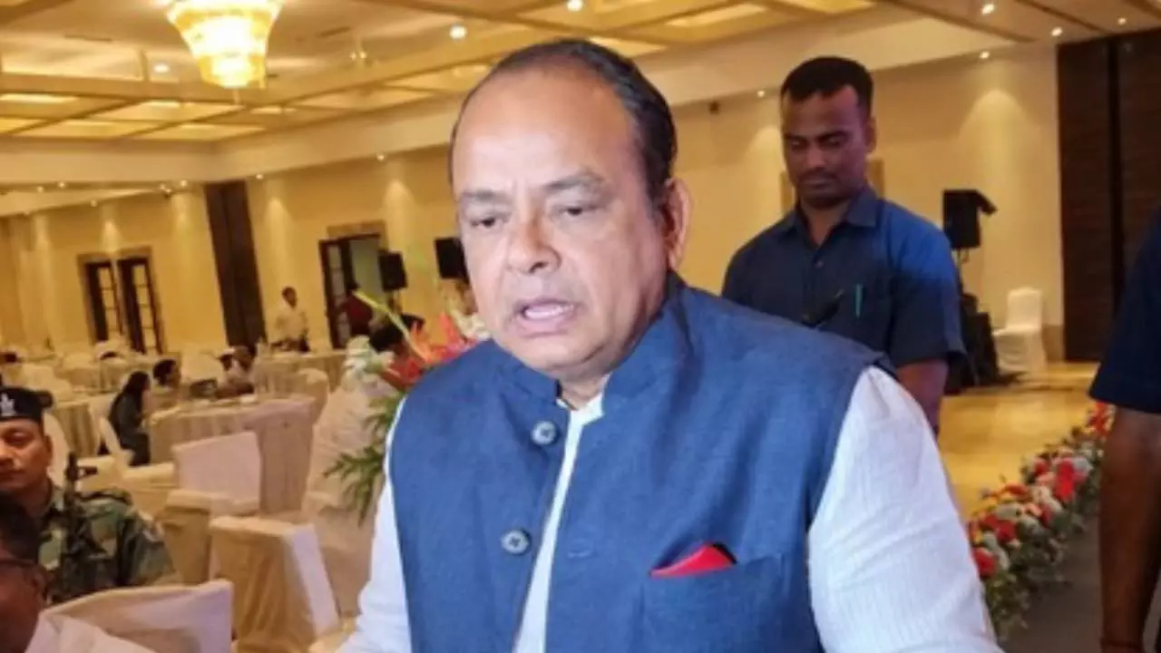 झारखंड: स्वास्थ्य मंत्री इरफान अंसारी की विपक्ष से अपील, रिम्स-2 को लेकर सहयोगात्मक रवैया बनाकर रखें झारखंड: स्वास्थ्य मंत्री इरफान अंसारी की विपक्ष से अपील, रिम्स-2 को लेकर सहयोगात्मक रवैया बनाकर रखें