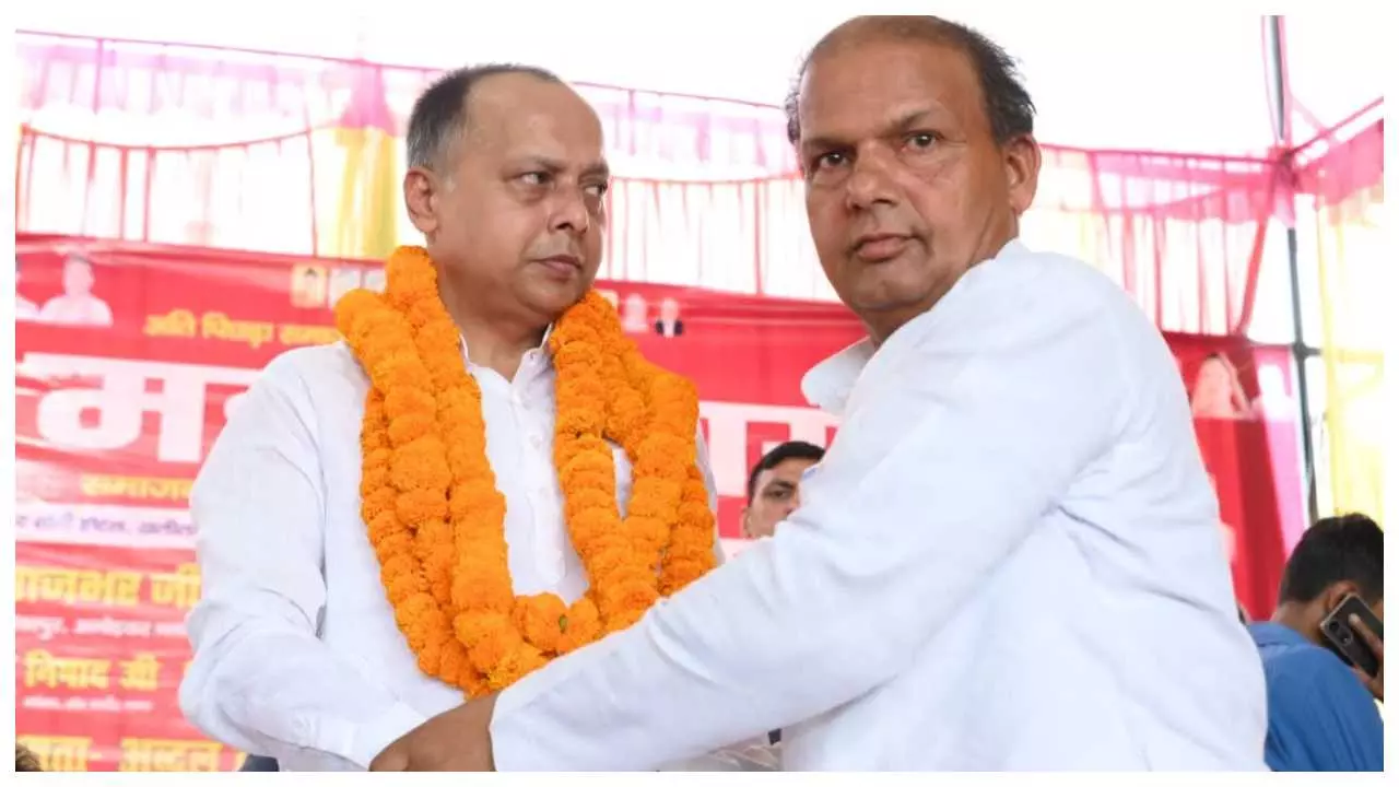 Rohit Pandeys shouting in Khalilabad Mahapanchayat, PDA governments claim in 2027 Rohit Pandeys shouting in Khalilabad Mahapanchayat, PDA governments claim in 2027
