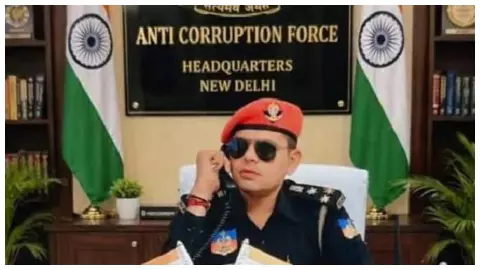 Fake anti-corruption officer of Jaloun arrested, cheating of Rs 29.50 lakh Fake anti-corruption officer of Jaloun arrested, cheating of Rs 29.50 lakh