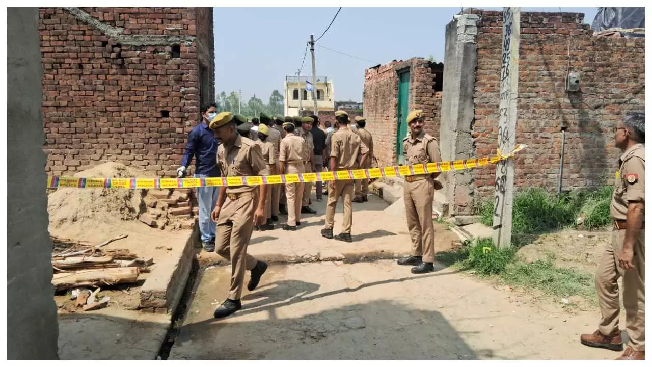 Sensation from daytime shooting, one youth dead, other serious Sensation from daytime shooting, one youth dead, other serious
