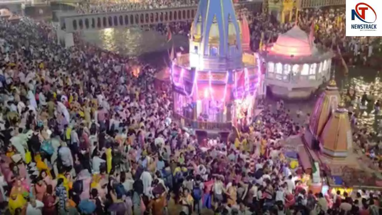 Somvati Amavasya: हरिद्वार में आस्था का महासागर, सोमवती अमावस्या पर श्रद्धालुओं की भारी भीड़