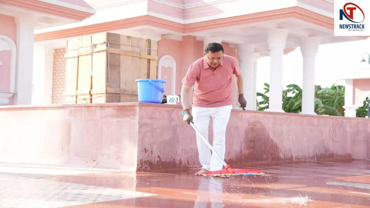 Pushkar Singh Dhami: एक पेड़ मां के नाम अभियान के तहत पौधरोपण एवं स्वच्छता का संदेश Pushkar Singh Dhami: एक पेड़ मां के नाम अभियान के तहत पौधरोपण एवं स्वच्छता का संदेश