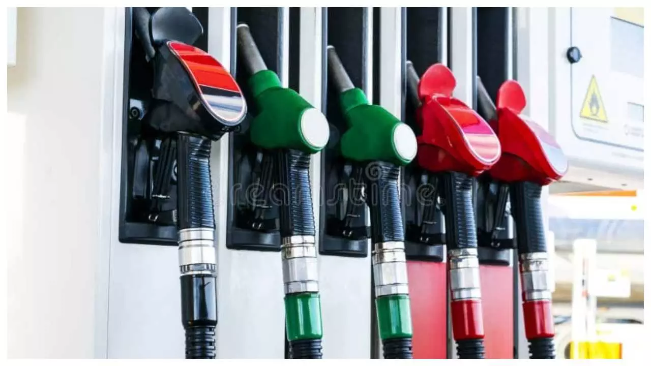 Diesel purchase limit fixed at petrol pumps, action to be taken if filled more than 200 liters Diesel purchase limit fixed at petrol pumps, action to be taken if filled more than 200 liters