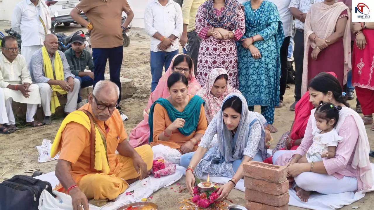 Raebareli News: 67.55 लाख की लागत से सड़क निर्माण का शुभारंभ, विधायक अदिति सिंह ने किया भूमि पूजन