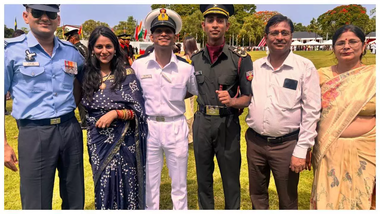 Dixit Family: Two Sons and Damads Defending Country in Thal, Nav and Jal Sena Dixit Family: Two Sons and Damads Defending Country in Thal, Nav and Jal Sena