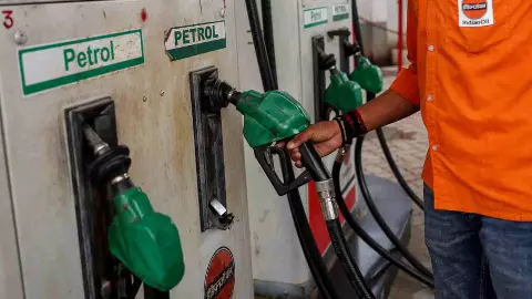 Ethanol Petrol in Old Cars: एथेनॉल पेट्रोल से कार इंजन खराब होने पर रिजेक्ट होगा इंश्योरेंस क्लेम?