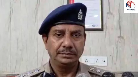 Muzaffarnagar News: नाबालिग युवती ने पड़ोसी पर लगाया दुष्कर्म के बाद जहर देकर मारने का गंभीर आरोप Muzaffarnagar News: नाबालिग युवती ने पड़ोसी पर लगाया दुष्कर्म के बाद जहर देकर मारने का गंभीर आरोप