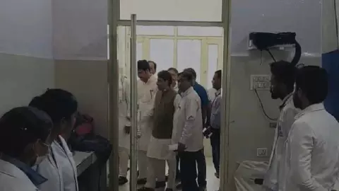 Saharanpur News: सांसद इमरान मसूद का जिला अस्पताल में निरीक्षण, कार्डियोलॉजिस्ट कमी पर चिंता जताई
