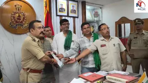 Hapur: किसान संगठनों के बीच बढ़ा विवाद, मुस्लिम युवक को अर्थी पर लिटाने के मामले में एसपी से शिकायत