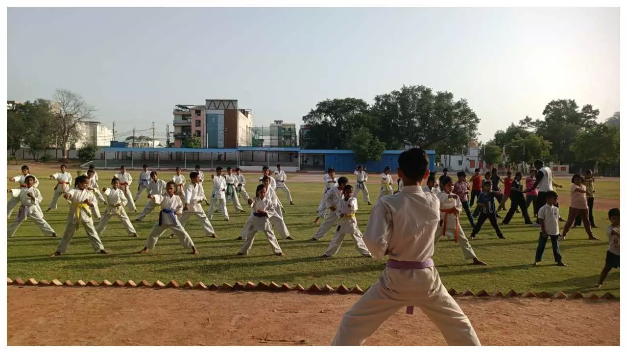 Judo-Karate training camp held, women and children learn self-defense Judo-Karate training camp held, women and children learn self-defense