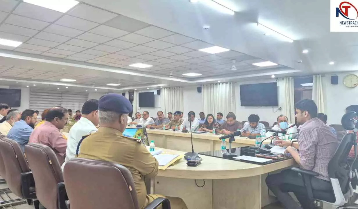 Aligarh News: नीट पुनर्परीक्षा 2026 को लेकर प्रशासन अलर्ट, 18 केंद्रों पर 8,891 अभ्यर्थी होंगे शामिल