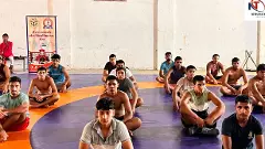 Meerut News: योग से फिटनेस और फोकस का पाठ, खिलाड़ियों से लेकर महिलाओं-बच्चों तक पहुंचा संदेश
