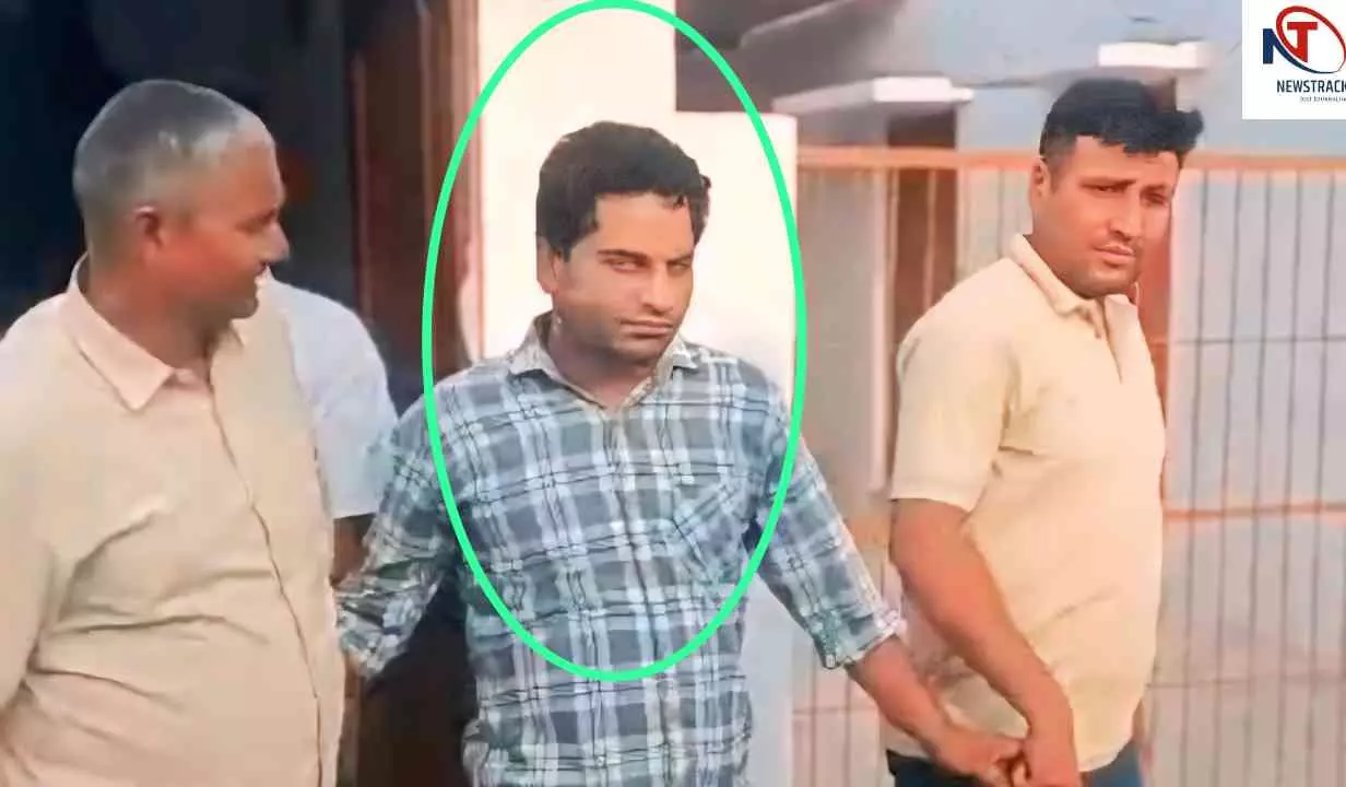 Bulandshahr News: मंडी समिति कंप्यूटर ऑपरेटर ₹10,000 की रिश्वत लेते गिरफ्तार, सचिव और ऑपरेटर पर FIR Bulandshahr News: मंडी समिति कंप्यूटर ऑपरेटर ₹10,000 की रिश्वत लेते गिरफ्तार, सचिव और ऑपरेटर पर FIR