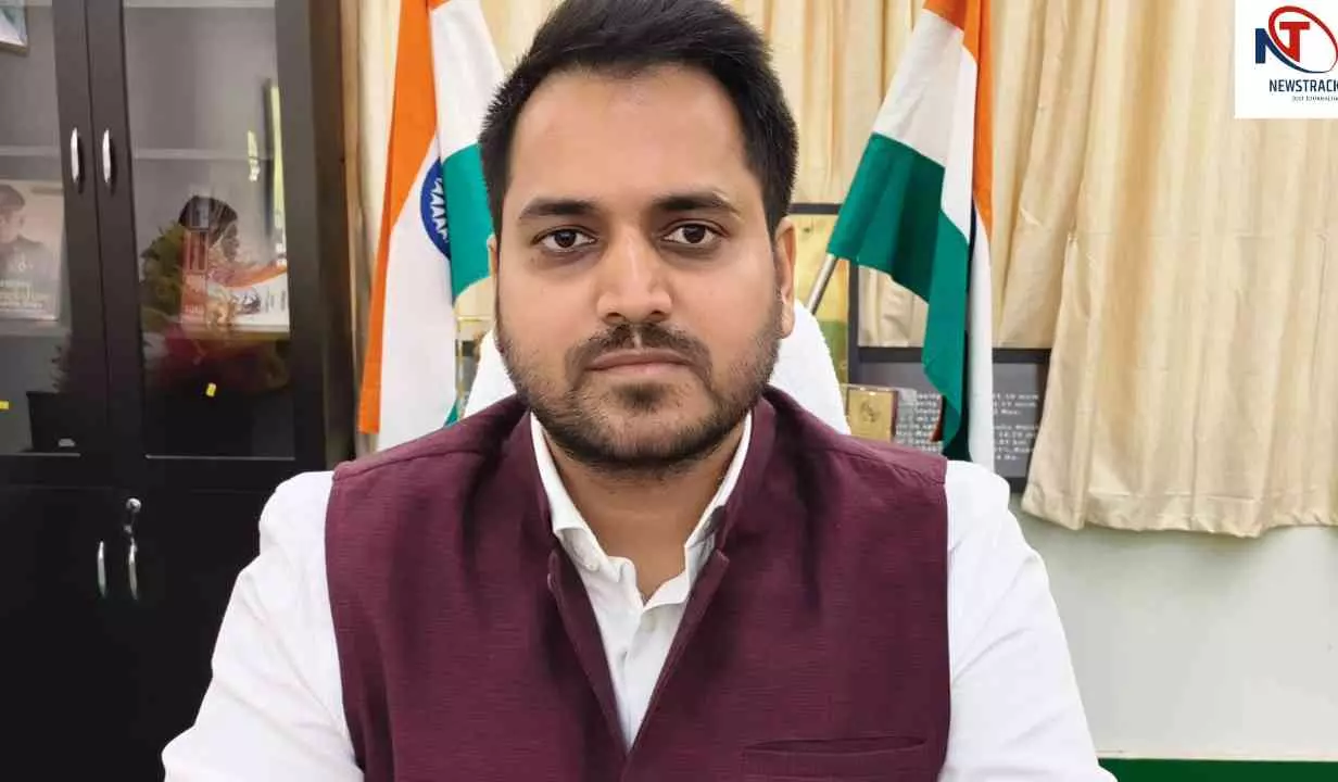 Sonbhadra News: नियम विरुद्ध आवासीय पट्टे निरस्त, ग्राम समाज की जमीन बहाल करने की प्रक्रिया शुरू Sonbhadra News: नियम विरुद्ध आवासीय पट्टे निरस्त, ग्राम समाज की जमीन बहाल करने की प्रक्रिया शुरू