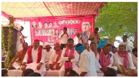 Samajwadi Partys sit-in on peoples problems