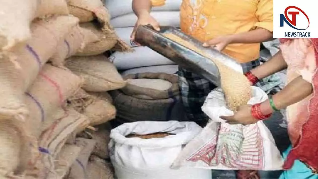 Chandauli News: कैसे पूर्ति विभाग में होता है प्रार्थना पत्रों का निस्तारण व गोलमाल? शिकायत उठा लो न