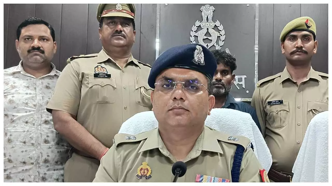 Murder of youth revealed in love affair, accused arrested