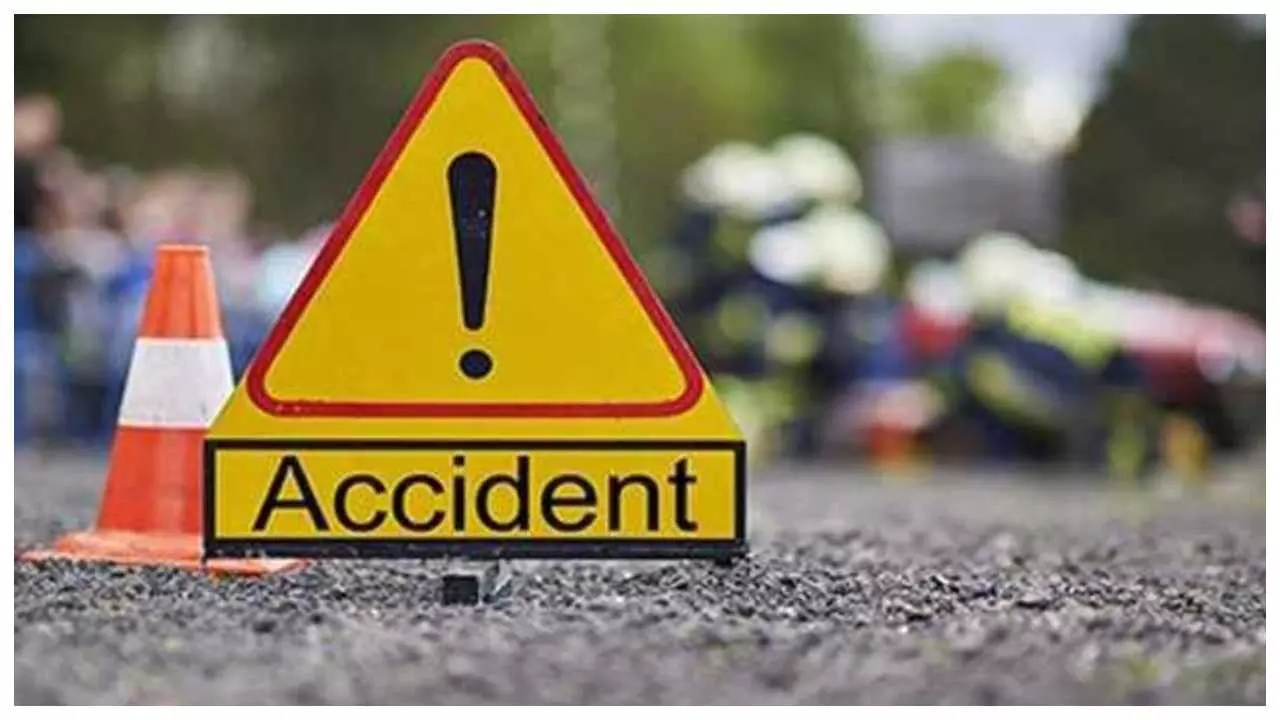 Overtake kills driver in collision between coal loaded trailer and diesel tanker Overtake kills driver in collision between coal loaded trailer and diesel tanker