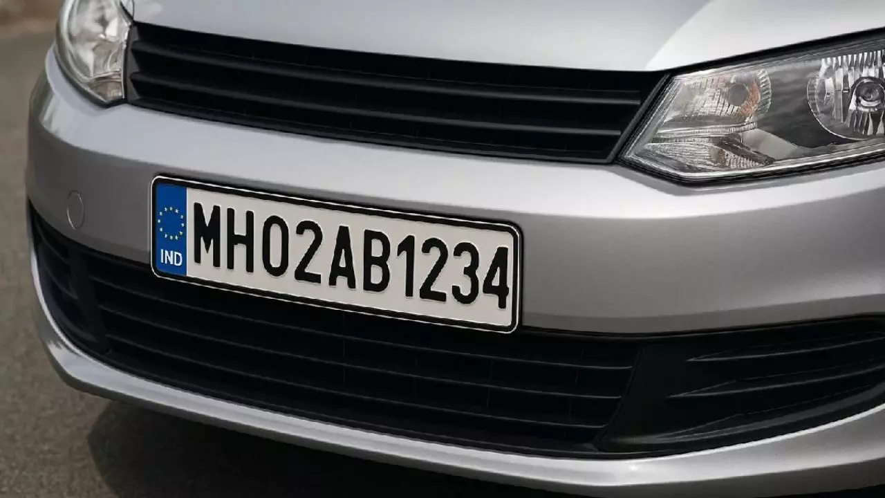 HSRP Number Plate Rules 2026 Driving without a High Security Registration Plate can lead to heavy fines and traffic police action HSRP Number Plate Rules 2026 Driving without a High Security Registration Plate can lead to heavy fines and traffic police action
