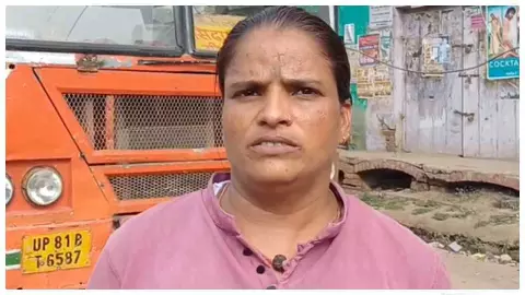 Etah News: ठंडी सड़क पर अवैध ऑटो स्टैंड का आतंक, महिला परिचालक से अभद्रता का आरोप Etah News: ठंडी सड़क पर अवैध ऑटो स्टैंड का आतंक, महिला परिचालक से अभद्रता का आरोप
