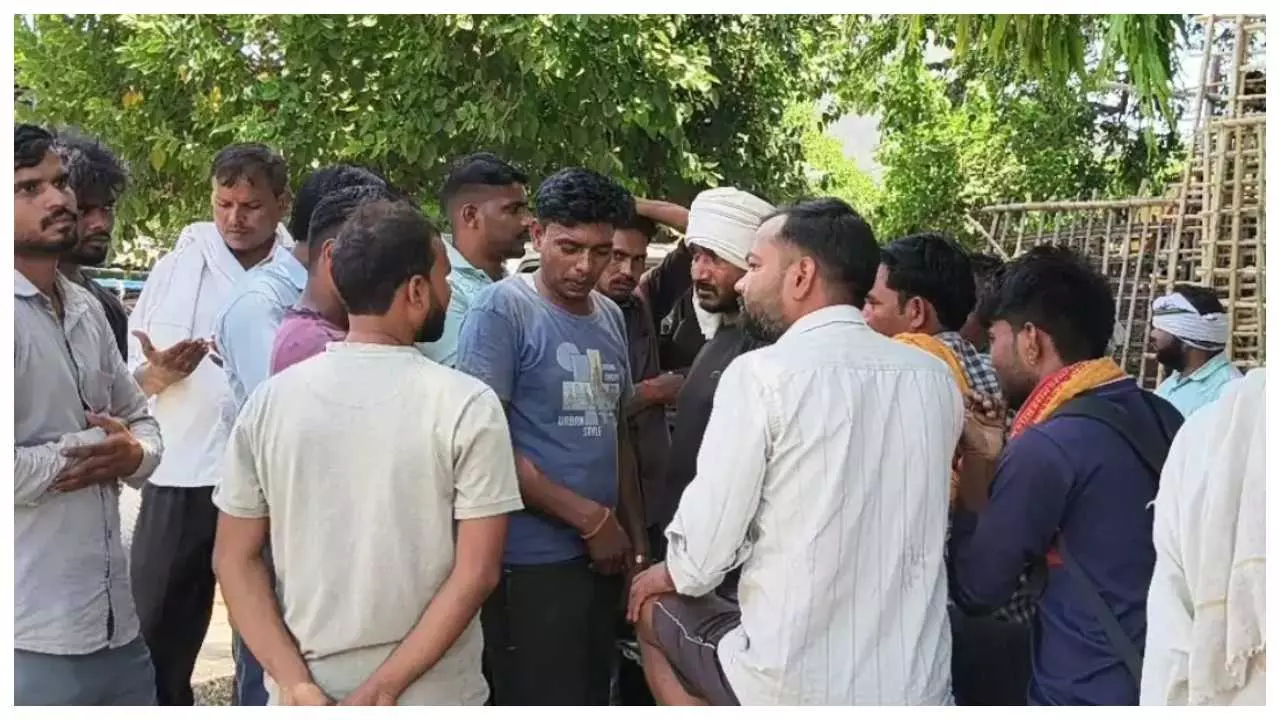 Father dies the day after daughters farewell