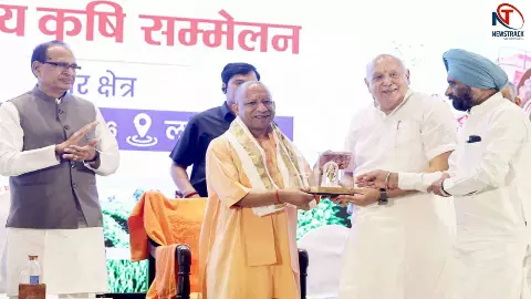 CM Yogi Adityanath CM Yogi Adityanath