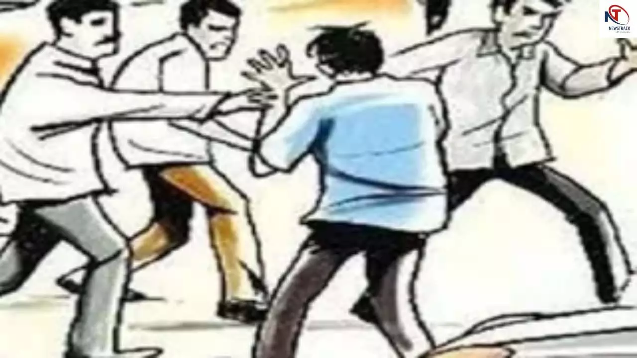 Gonda: रास्ते के विवाद में दंपती पर लाठी-डंडों व कुल्हाड़ी से हमला, पीड़ित ने लगाई न्याय की गुहार