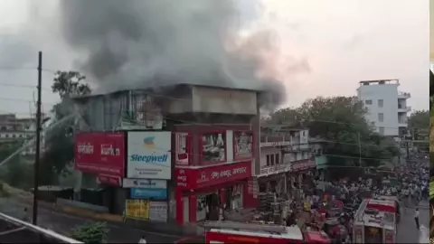Heavy fire in furniture showroom, goods worth millions lost