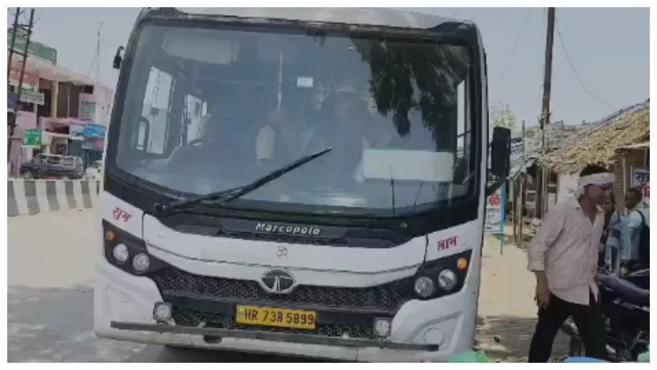 Womans mobile-purse disappears during bus journey, probe launched