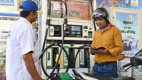 Petrol Diesel Rule Change from 1st July 2026 200-Litre Limit Removed, Know New Fuel Purchase Rules Petrol Diesel Rule Change from 1st July 2026 200-Litre Limit Removed, Know New Fuel Purchase Rules