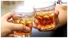 Hapur News: पार्किंग में शराब पीने से रोकने पर कर्मचारियों पर हमला, CCTV में कैद वारदात Hapur News: पार्किंग में शराब पीने से रोकने पर कर्मचारियों पर हमला, CCTV में कैद वारदात